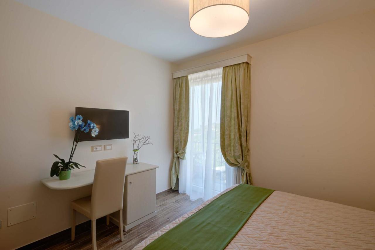 Agriturismo La Peppina 马萨鲁布朗斯 外观 照片